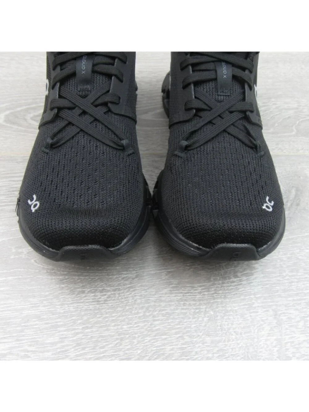 On Cloud X V4 Black Eclipse Gym Running Shoes Women's Size 7.5 NEW